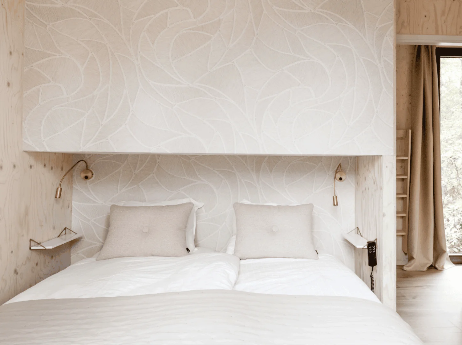 Luxe Auping Bed voor Ultiem Comfort in Tiny House Onyx